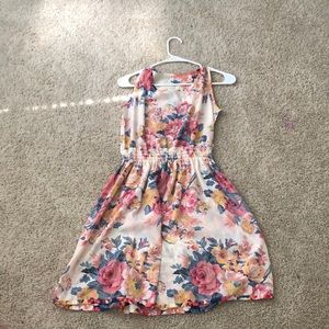 Size : medium in woman